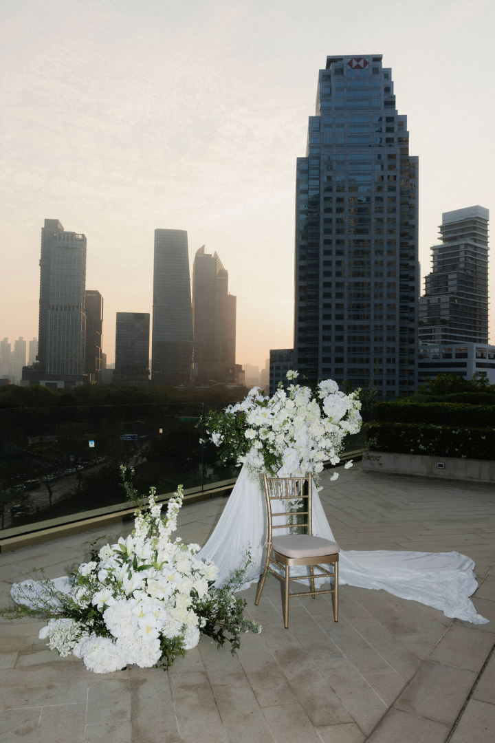  รีวิวงานแต่งธีม Burgundy Glam ครบทั้งพิธีจีน เลี้ยงฉลอง และปาร์ตี้สุดมันส์ by PaR Wedding Planner