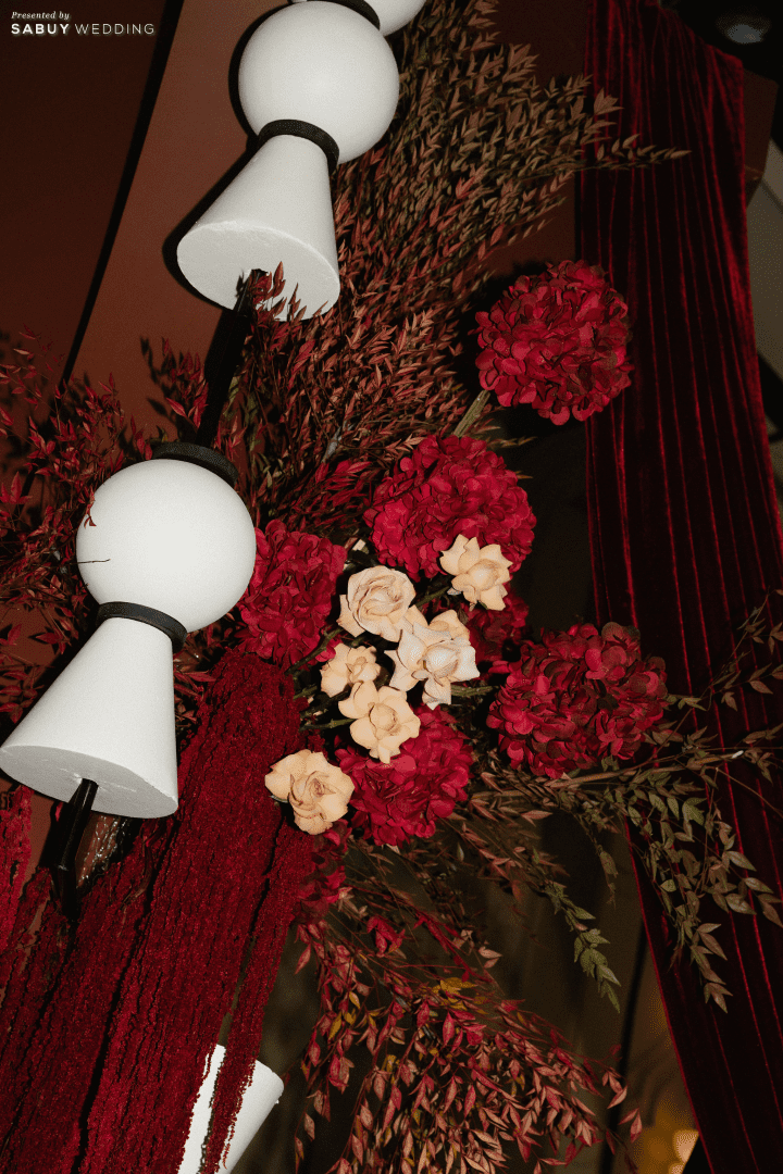  รีวิวงานแต่งธีม Burgundy Glam ครบทั้งพิธีจีน เลี้ยงฉลอง และปาร์ตี้สุดมันส์ by PaR Wedding Planner