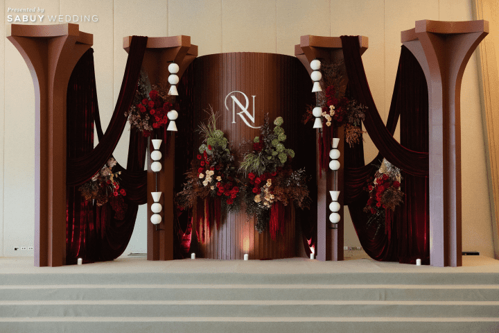  รีวิวงานแต่งธีม Burgundy Glam ครบทั้งพิธีจีน เลี้ยงฉลอง และปาร์ตี้สุดมันส์ by PaR Wedding Planner