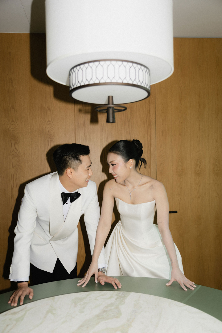  รีวิวงานแต่งธีม Burgundy Glam ครบทั้งพิธีจีน เลี้ยงฉลอง และปาร์ตี้สุดมันส์ by PaR Wedding Planner