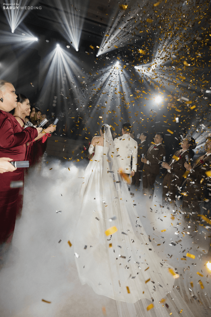  รีวิวงานแต่งธีม Burgundy Glam ครบทั้งพิธีจีน เลี้ยงฉลอง และปาร์ตี้สุดมันส์ by PaR Wedding Planner