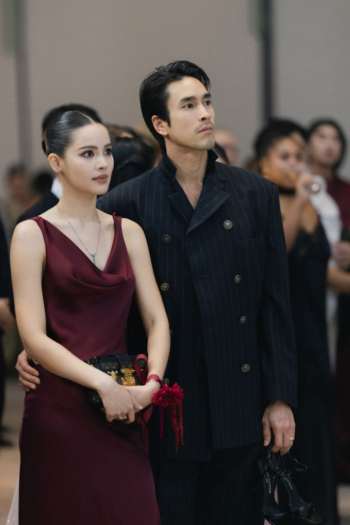  รีวิวงานแต่งธีม Burgundy Glam ครบทั้งพิธีจีน เลี้ยงฉลอง และปาร์ตี้สุดมันส์ by PaR Wedding Planner