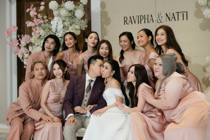  รีวิวงานแต่งธีม Burgundy Glam ครบทั้งพิธีจีน เลี้ยงฉลอง และปาร์ตี้สุดมันส์ by PaR Wedding Planner