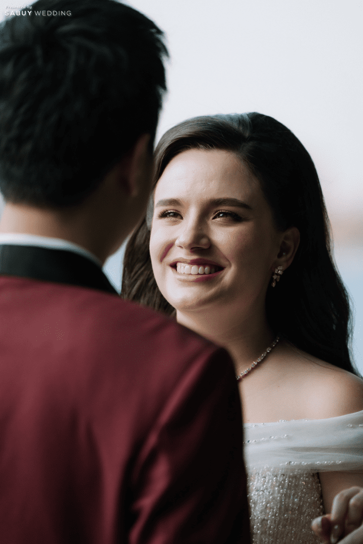  รีวิวงานแต่งสไตล์ Warm Elegance ของคู่รักไทย-อเมริกัน พร้อมวิวแม่น้ำเจ้าพระยาจาก Riverside Lounge @ Shangri-La Hotel, Bangkok