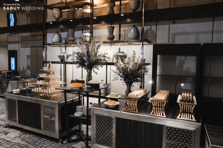  รีวิวงานแต่ง Floral & Fresh ฟีลสวนดอกไม้ พร้อมไฮไลต์ “ตู้คีบตุ๊กตา” สุดน่ารัก @ Chatrium Grand Bangkok