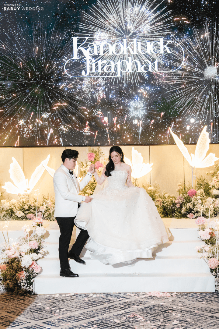  รีวิวงานแต่ง Floral & Fresh ฟีลสวนดอกไม้ พร้อมไฮไลต์ “ตู้คีบตุ๊กตา” สุดน่ารัก @ Chatrium Grand Bangkok