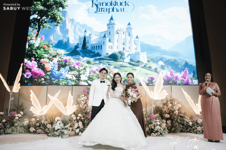  รีวิวงานแต่ง Floral & Fresh ฟีลสวนดอกไม้ พร้อมไฮไลต์ “ตู้คีบตุ๊กตา” สุดน่ารัก @ Chatrium Grand Bangkok