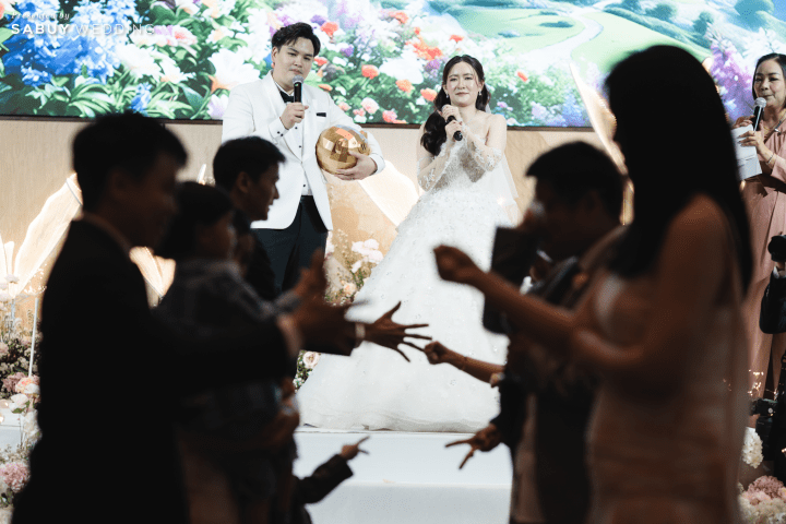  รีวิวงานแต่ง Floral & Fresh ฟีลสวนดอกไม้ พร้อมไฮไลต์ “ตู้คีบตุ๊กตา” สุดน่ารัก @ Chatrium Grand Bangkok