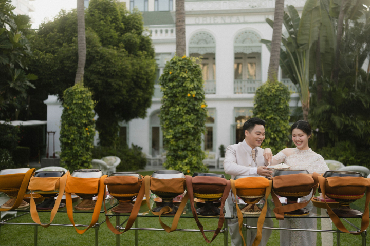  รีวิวงานแต่งธีมสีม่วงสวย Classy กับไอเดีย Gallery ที่แขกชอบมาก @ Mandarin Oriental, Bangkok