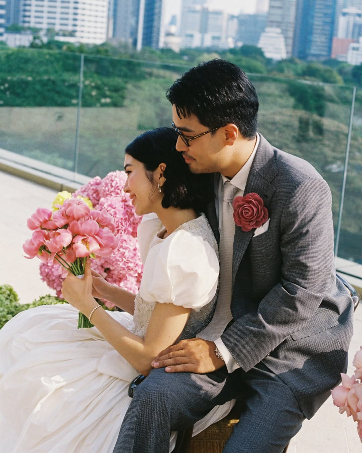  รวมลุคเจ้าสาว “พราว วง Olives” ไอคอนสายแฟ ปังทุกซีน สวยสะกดจนต้องซูม!