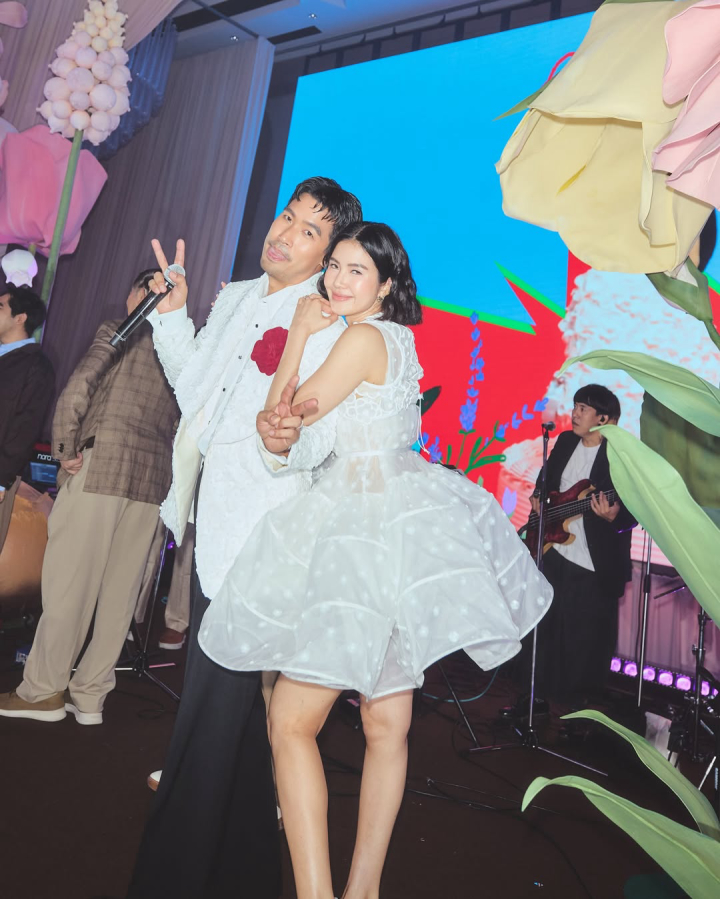  รวมลุคเจ้าสาว “พราว วง Olives” ไอคอนสายแฟ ปังทุกซีน สวยสะกดจนต้องซูม!