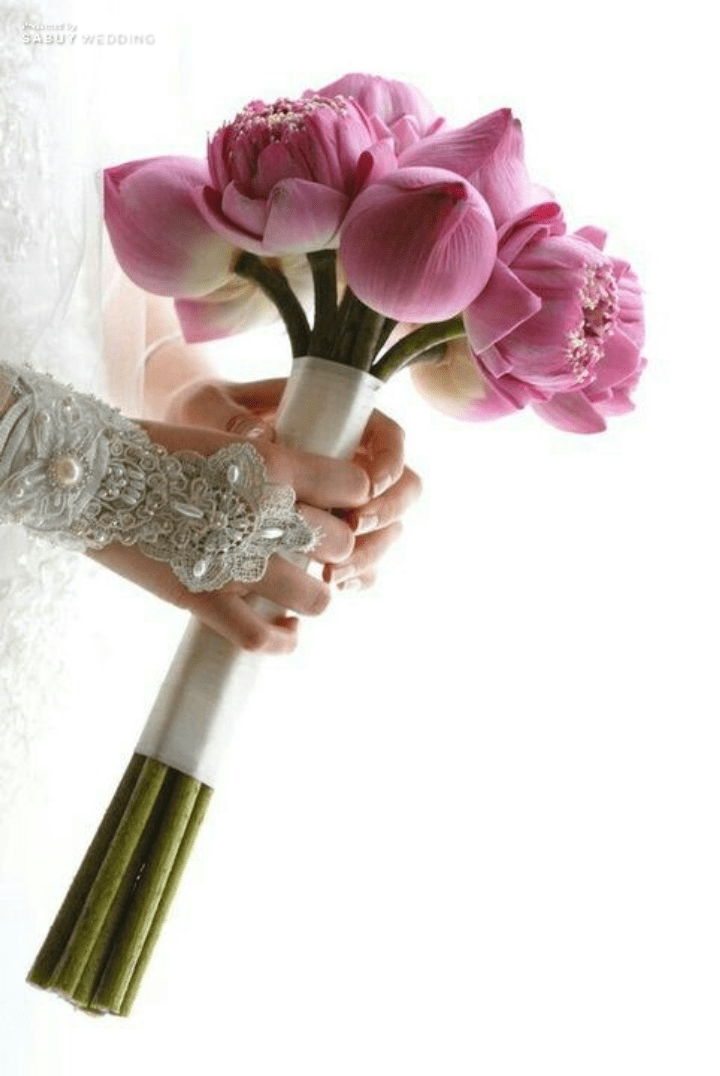  'แต่งงานธีมดอกบัว'  ไอเดียจัดงานที่สวยงามและมีความหมายกว่าที่คิด