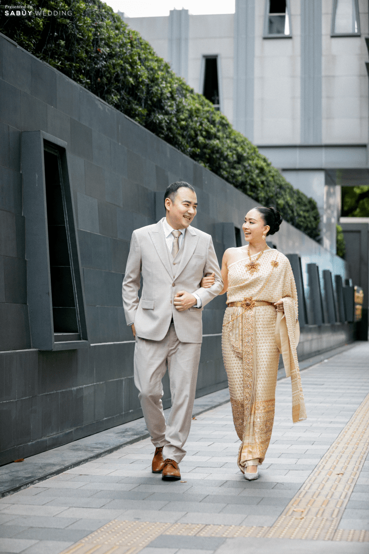  รีวิวงานแต่งไอเดียเก๋ จัดเลี้ยงแบบ Standing Buffet พร้อมมี Live Painting เซอร์ไพรส์แขก @ The St. Regis Bangkok