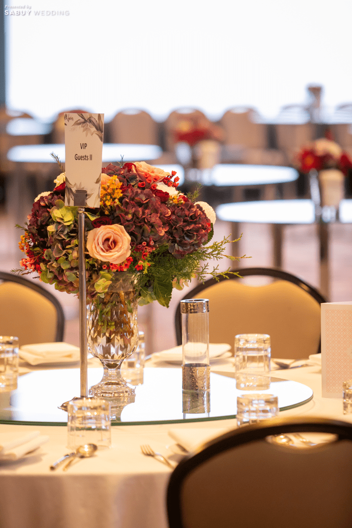  รีวิวงานแต่งไอเดียเก๋ จัดเลี้ยงแบบ Standing Buffet พร้อมมี Live Painting เซอร์ไพรส์แขก @ The St. Regis Bangkok