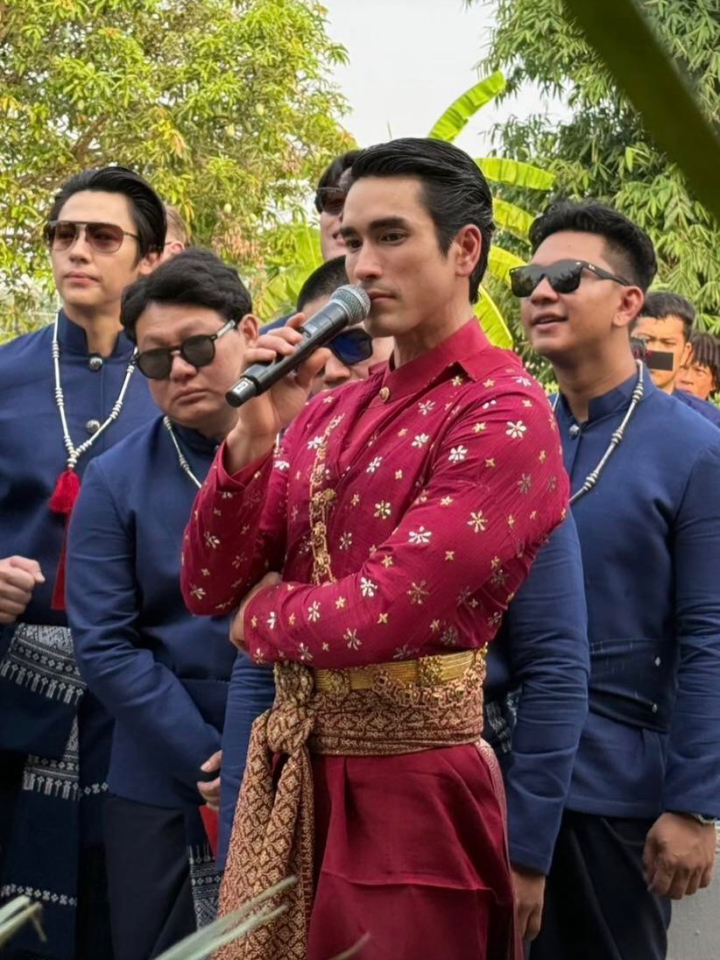  รวมโมเมนต์ งานแต่งซุปตาร์ ณเดชน์ - ญาญ่า เรียบง่ายงดงามตามขนบอีสานดั้งเดิม