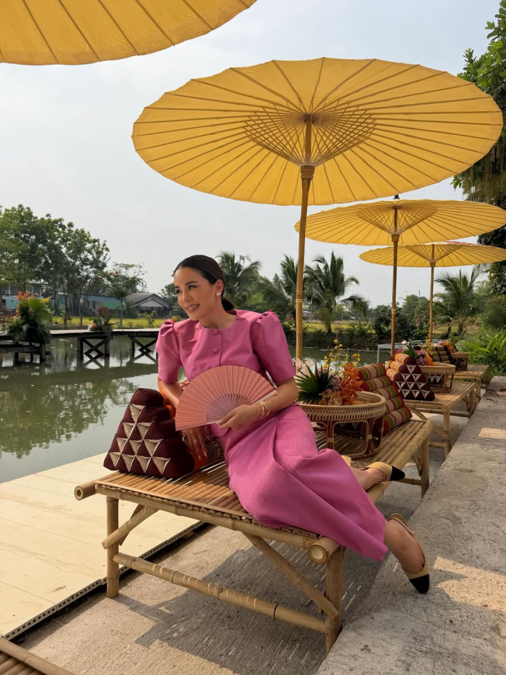  รวมโมเมนต์ งานแต่งซุปตาร์ ณเดชน์ - ญาญ่า เรียบง่ายงดงามตามขนบอีสานดั้งเดิม