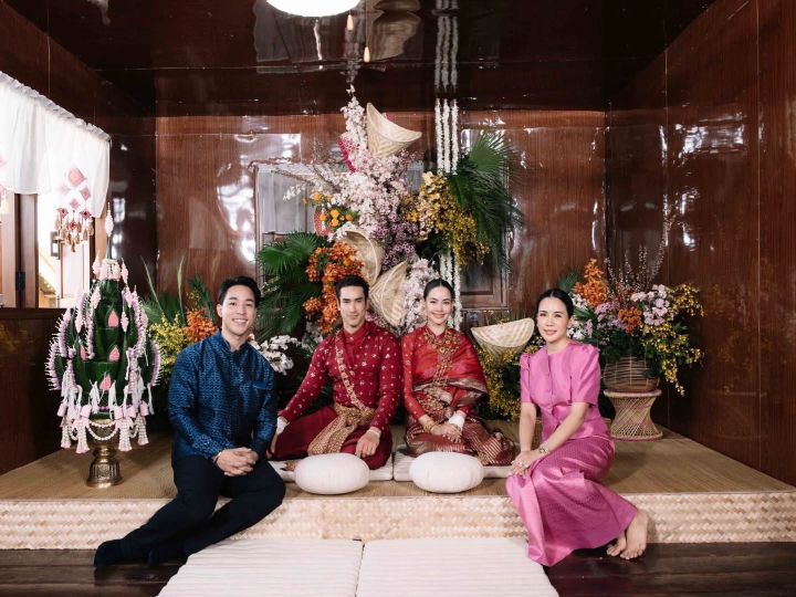  รวมโมเมนต์ งานแต่งซุปตาร์ ณเดชน์ - ญาญ่า เรียบง่ายงดงามตามขนบอีสานดั้งเดิม