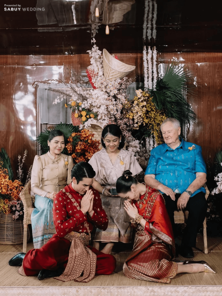  รวมโมเมนต์ งานแต่งซุปตาร์ ณเดชน์ - ญาญ่า เรียบง่ายงดงามตามขนบอีสานดั้งเดิม