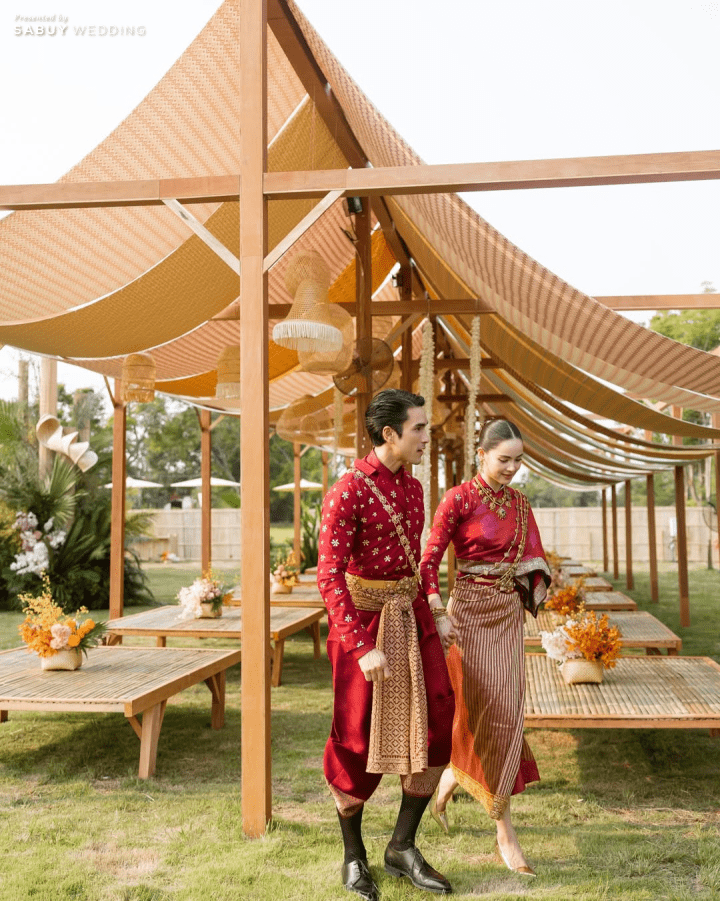  รวมโมเมนต์ งานแต่งซุปตาร์ ณเดชน์ - ญาญ่า เรียบง่ายงดงามตามขนบอีสานดั้งเดิม