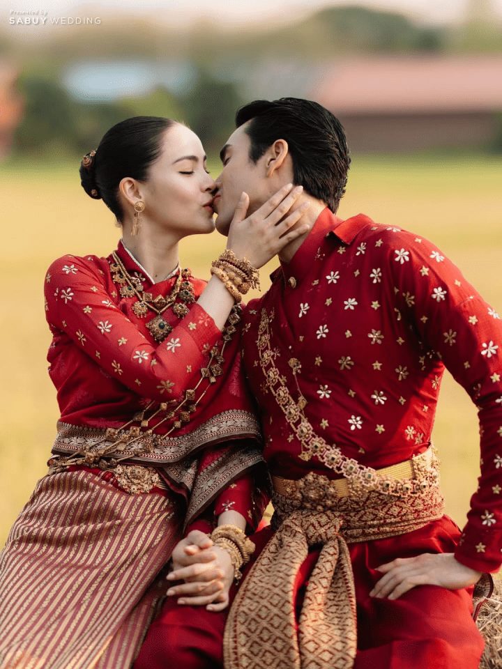  รวมโมเมนต์ งานแต่งซุปตาร์ ณเดชน์ - ญาญ่า เรียบง่ายงดงามตามขนบอีสานดั้งเดิม