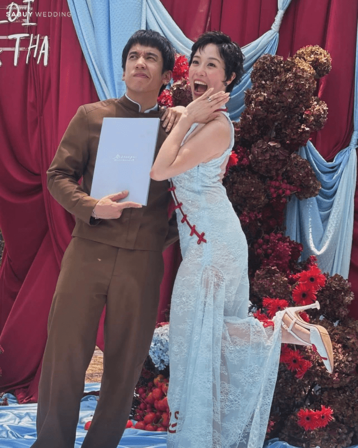  รวมภาพสุดอบอุ่น งานแต่ง "พลอย หอวัง - เต Three Man Down" ลุคเจ้าสาวเก๋สะกดสายตา สมฉายาแฟชั่นไอคอน!