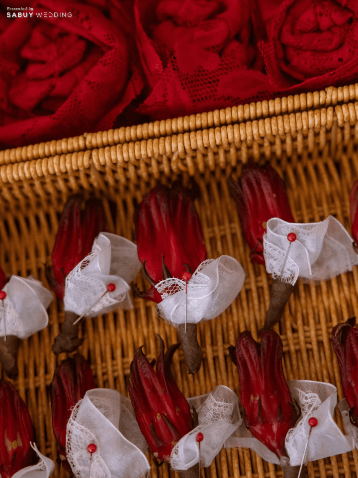  รวมภาพสุดอบอุ่น งานแต่ง "พลอย หอวัง - เต Three Man Down" ลุคเจ้าสาวเก๋สะกดสายตา สมฉายาแฟชั่นไอคอน!