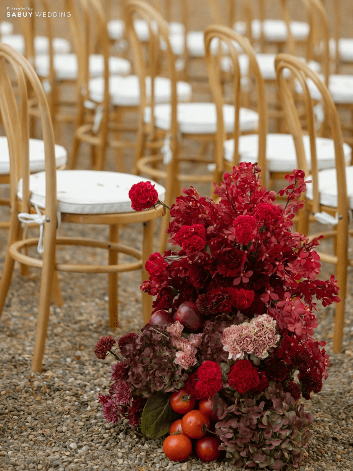  รวมภาพสุดอบอุ่น งานแต่ง "พลอย หอวัง - เต Three Man Down" ลุคเจ้าสาวเก๋สะกดสายตา สมฉายาแฟชั่นไอคอน!