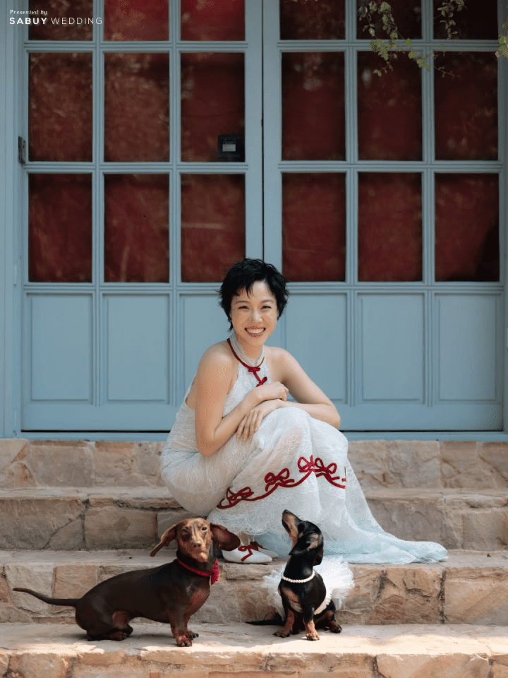  รวมภาพสุดอบอุ่น งานแต่ง "พลอย หอวัง - เต Three Man Down" ลุคเจ้าสาวเก๋สะกดสายตา สมฉายาแฟชั่นไอคอน!