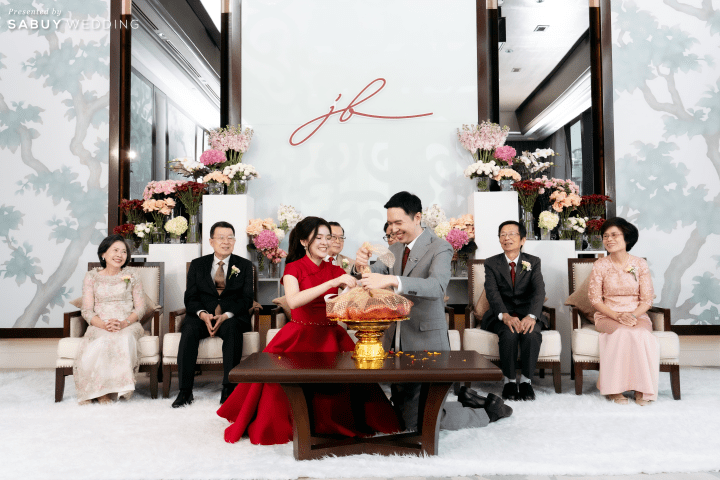  รีวิวงานแต่งสไตล์ Cozy ธีมสี Masala Red พร้อมไอเดียเลี้ยงชาบูแบบไม่เหมือนใคร @The St. Regis Bangkok