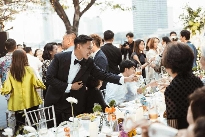 รีวิวงานแต่งคู่รักฮ่องกง เตรียมงานออนไลน์ จัดง่ายได้เป๊ะทุกดีเทล By CheersCouple