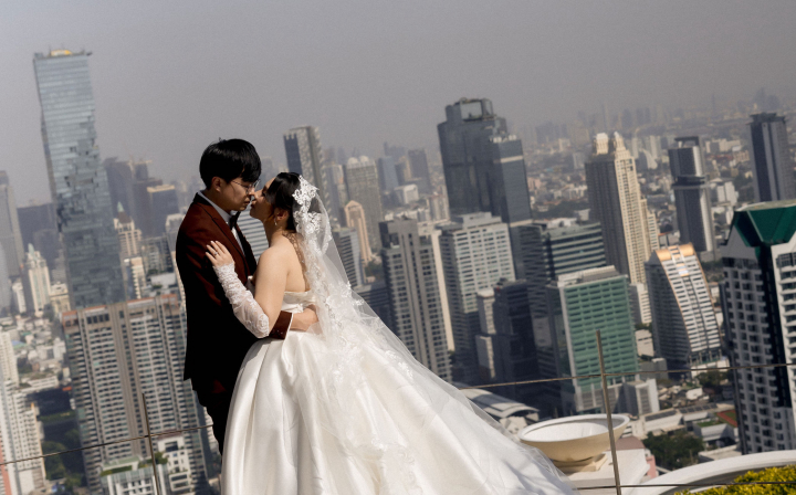  รีวิวงานแต่งคู่รักไทย-ไต้หวัน สไตล์ Minimal Luxury ที่ผสานวัฒนธรรมได้ลงตัว @ lebua at State Tower