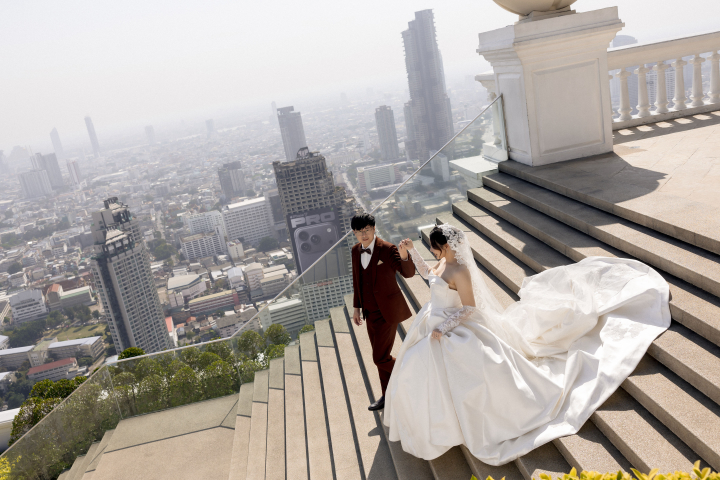 รีวิวงานแต่งคู่รักไทย-ไต้หวัน สไตล์ Minimal Luxury ที่ผสานวัฒนธรรมได้ลงตัว @ lebua at State Tower