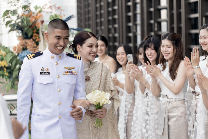 รีวิวงานแต่ง Earth Tone เพิ่มลูกเล่นด้วยเฉดสีและ After Party จากวง Season Five @ The Ritz-Carlton, Bangkok