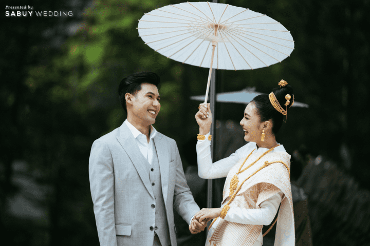  รีวิวงานแต่งลาว-ไทย สวยสดใสในธีมสีเหลือง @ The Okura Prestige Bangkok