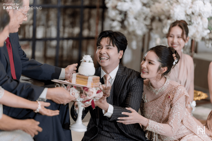 undefined รีวิวงานแต่ง Timeless White สวยละมุน พร้อมปาร์ตี้ EDM สุดมันส์ @ Eastin Grand Hotel Phayathai