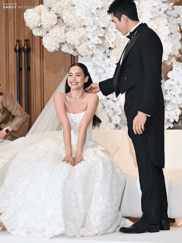 undefined พาส่องดีเทลงานแต่ง "ณเดชน์-ญาญ่า" ส่งท้ายความหวานที่กรุงเทพ