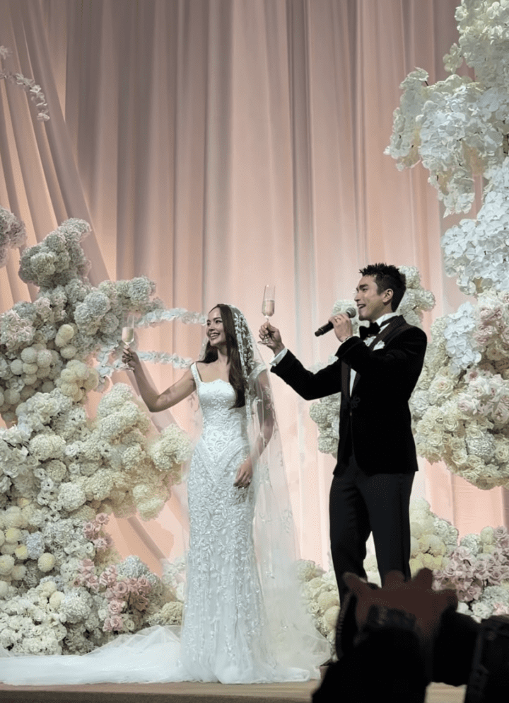 undefined พาส่องดีเทลงานแต่ง "ณเดชน์-ญาญ่า" ส่งท้ายความหวานที่กรุงเทพ