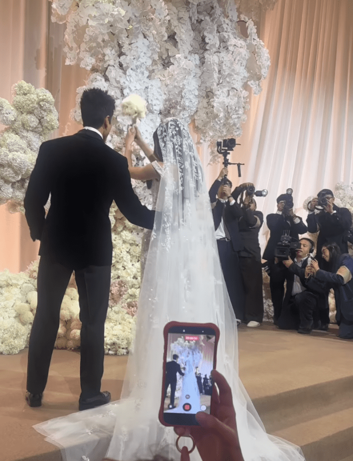 undefined พาส่องดีเทลงานแต่ง "ณเดชน์-ญาญ่า" ส่งท้ายความหวานที่กรุงเทพ