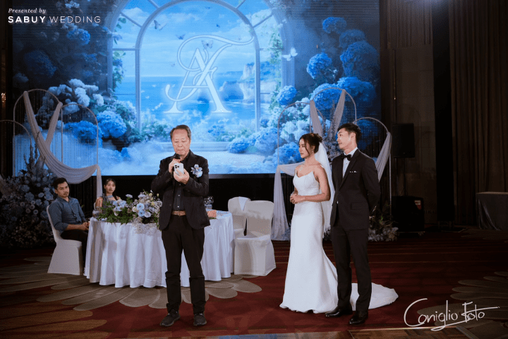 undefined รีวิวงานแต่งธีมสีฟ้า-ขาว ที่ใส่ตัวตนบ่าวสาวในทุกดีเทล @ Bangkok Marriott Hotel Sukhumvit