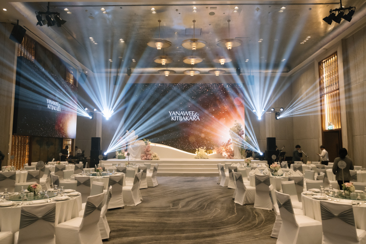 Millennium Hilton Bangkok - รีวิวงานแต่ง Strawberry Matcha สวยละมุน มีลูกเล่นจอ LED เปลี่ยนมู้ดงาน @ Millennium Hilton Bangkok - รูปที่ 17