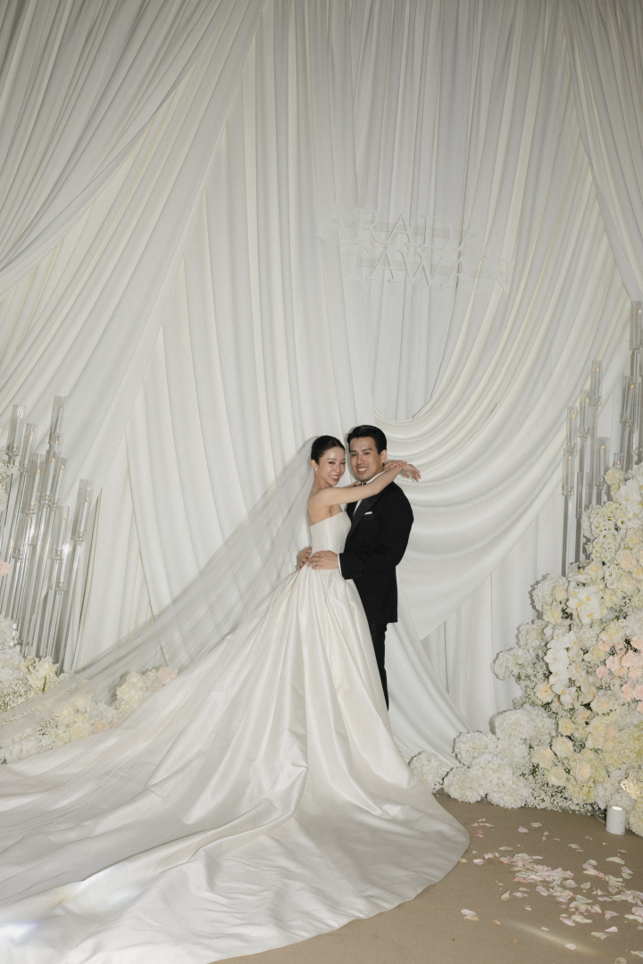 รีวิวงานแต่งธีมสีขาวออฟไวท์ สวย Glam ไม่แย่งซีนบ่าวสาว By PaR Wedding Planner - รูปที่ 37