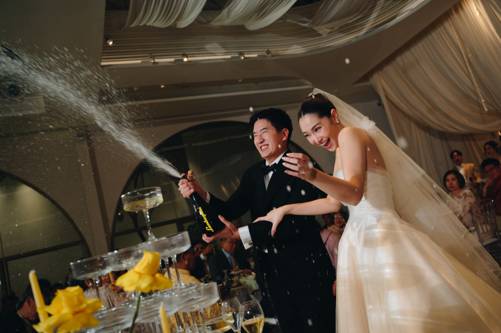 รีวิวงานแต่งธีม Lemon สดใส กับงาน Customized ฉบับตามใจบ่าวสาว @ AUBE