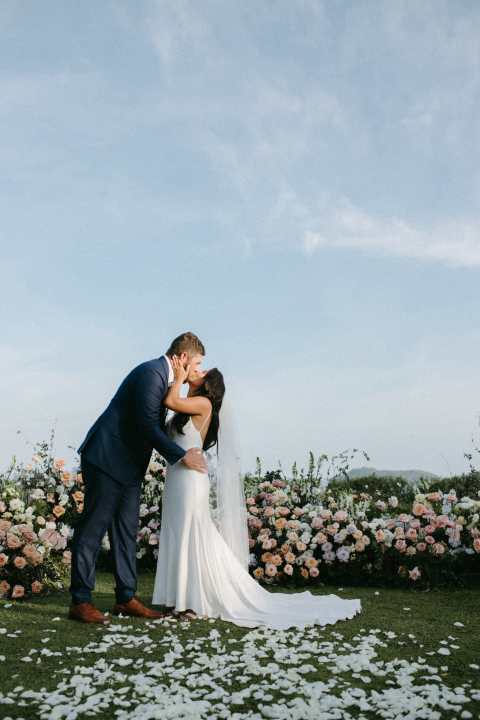Wonders & Weddings