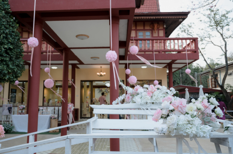 ร้อยรักมีสุข (เรือนไทย)