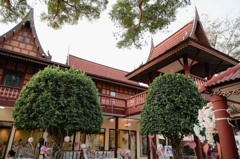 ร้อยรักมีสุข (เรือนไทย)