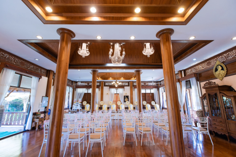 ร้อยรักมีสุข (เรือนไทย)