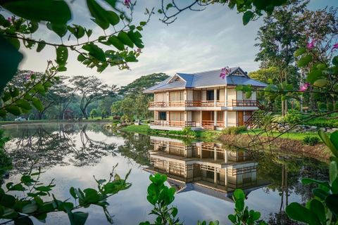 Suanphung Bonsai Village