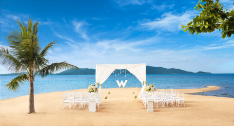 ดับเบิ้ลยู เกาะสมุย