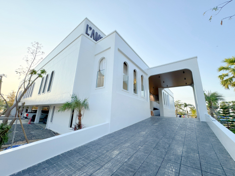 LAMOUR WEDDING HALL CHAAM