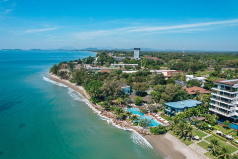 Mercure Rayong Lomtalay Villas & Resort